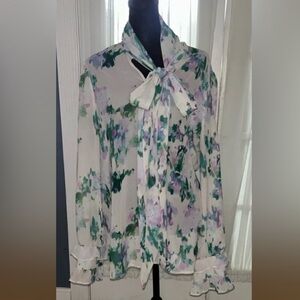 Floral Tie-Neck Blouse
